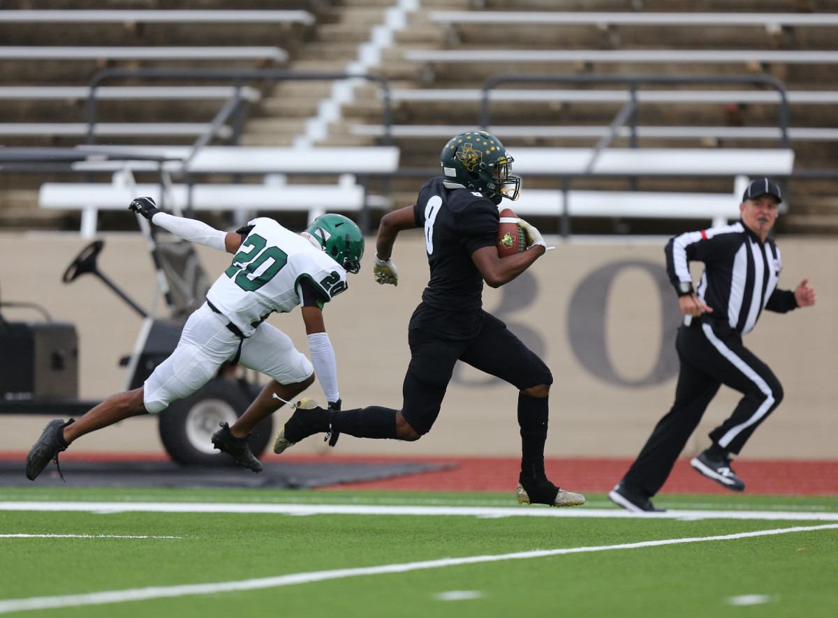 Kennedale Fort Worth Western Hills Texas football 102922 Brian McLean 8